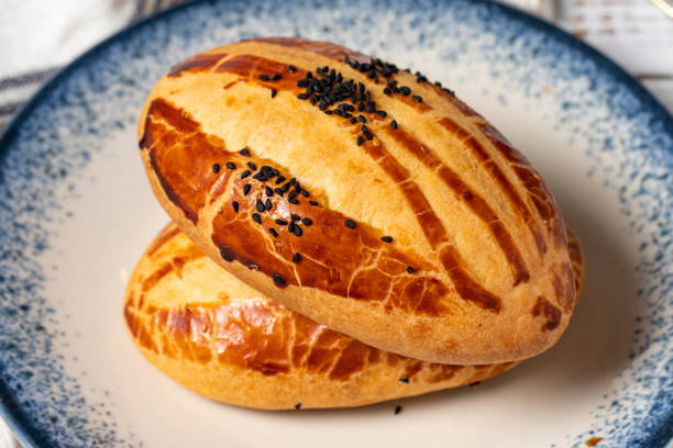 Poğaça Zeytinli (Pişmiş, 10 Adet) - Simit Express
